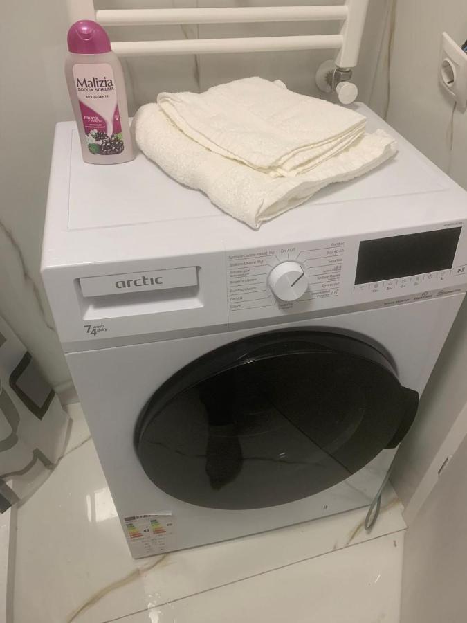 Apartalux Oradeaアパートメント エクステリア 写真